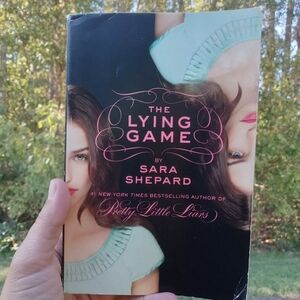 The Lying Game by Sara Shepard